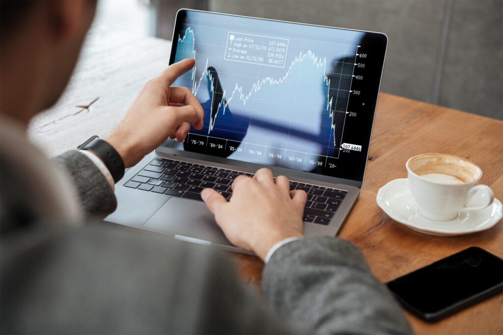 Como automatizar as informações dos projetos auxilia no controle